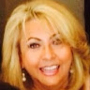 Meet your Posher, Beatriz